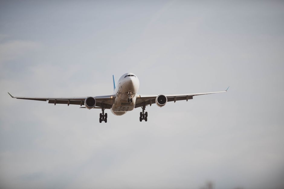 Airport Vip Guide: Airport VIP Services: How to Access Lounges, Fast Track, and Private Transfers